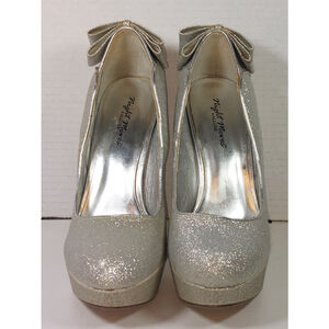 Night Moves By Allure High Heels Silver Sparkle Material Not Glitter 4inch Heel